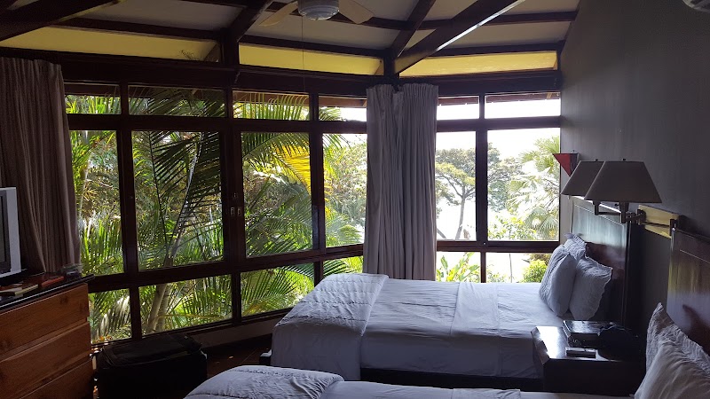 Tulemar Resort